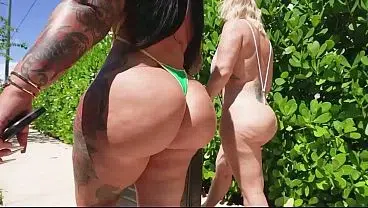 2 Perfect Booties Unite for BBC – milf porn