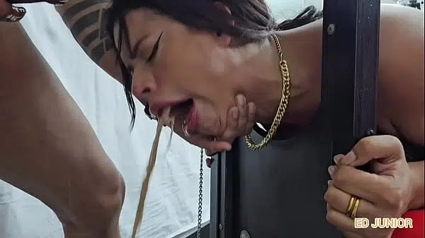 ED JUNIOR SE VINGA DA DOMINATRIX FUDENDO ELA SEM CAMISINHA COM FORÇA(COMPLETO NO RED E NO SHEER)