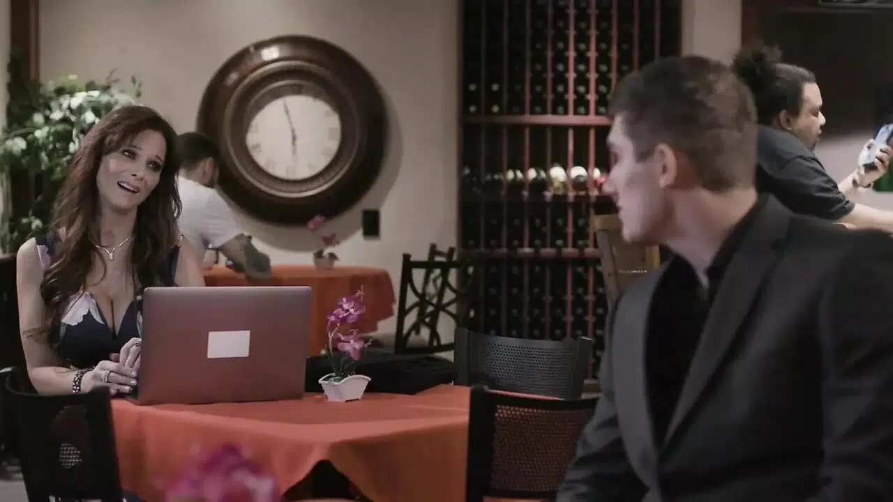 ADULT TIME – Mature MILF Syren De Mer Takes HUGE CUMSHOT After Blind Date With Stud! FULL SCENE