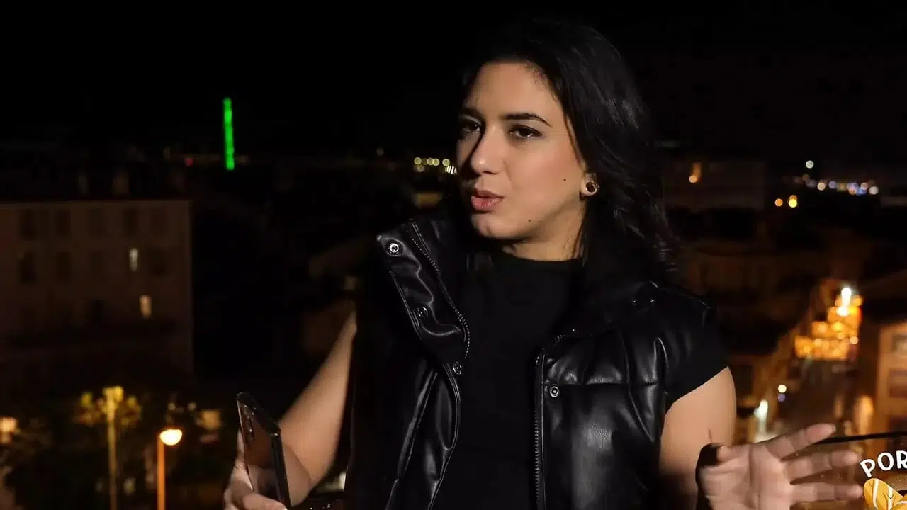 Big cock for anal-loving Lena