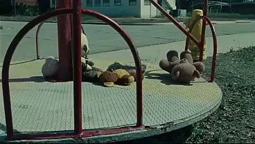 KATSEYE PINKY UP’  M-V