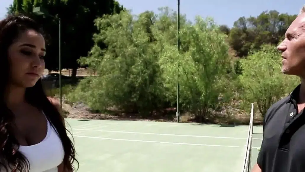 Stepdaughter babe fucks her stepdad