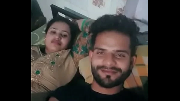 Desi girl fucked room hindi 2