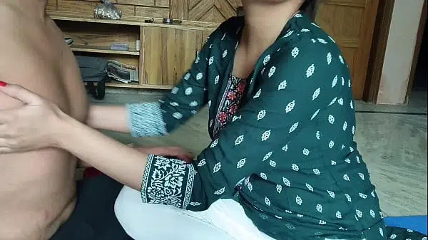 Desi Indian College girlfriend fuck in oyo (Hindi audio)
