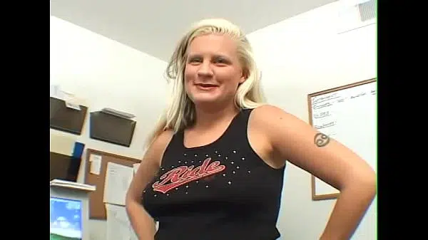 slut xxx pornvideo