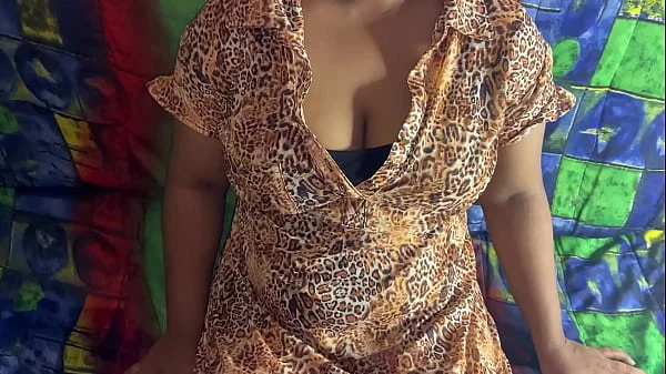 Stepfather fucked stepdaughter in a Goa hotel with Hindi audio
