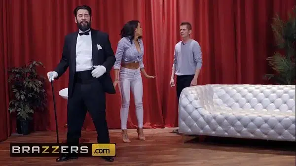 www.brazzers.xxx/gift  – copy and watch full Luna Star video